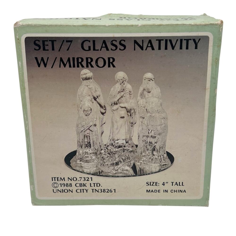 Vintage 1988 Clear Glass 7 Piece Christmas Nativity Scene with Mirror Display